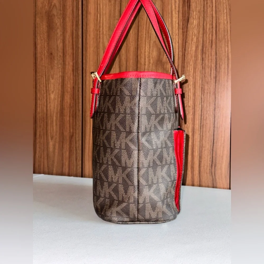 MICHAEL Michael Kors Jet Set Travel Medium
Logo Tote (EUC) - Picture 3 of 15
